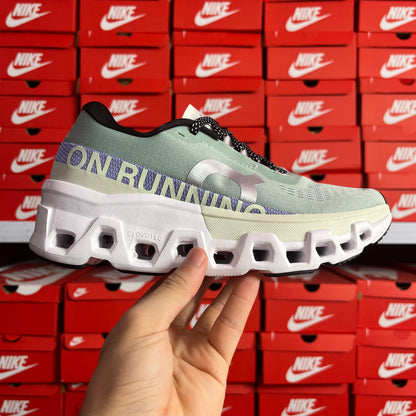 On Running Cloudmonster 2 Scarpe Running Uomo Donna