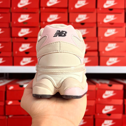 New Balance 9060 Uomo Donna Sneakers Lifestyle Scarpe Sportive