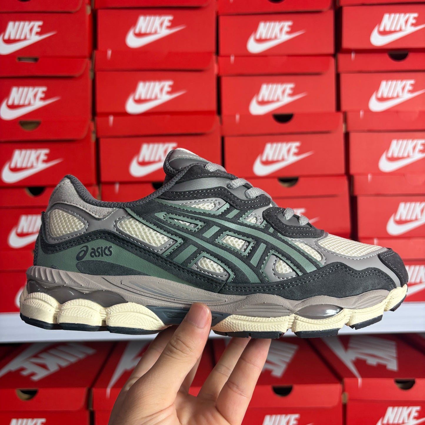 ASICS GEL-NYC Sneakers Uomo Donna Running Lifestyle