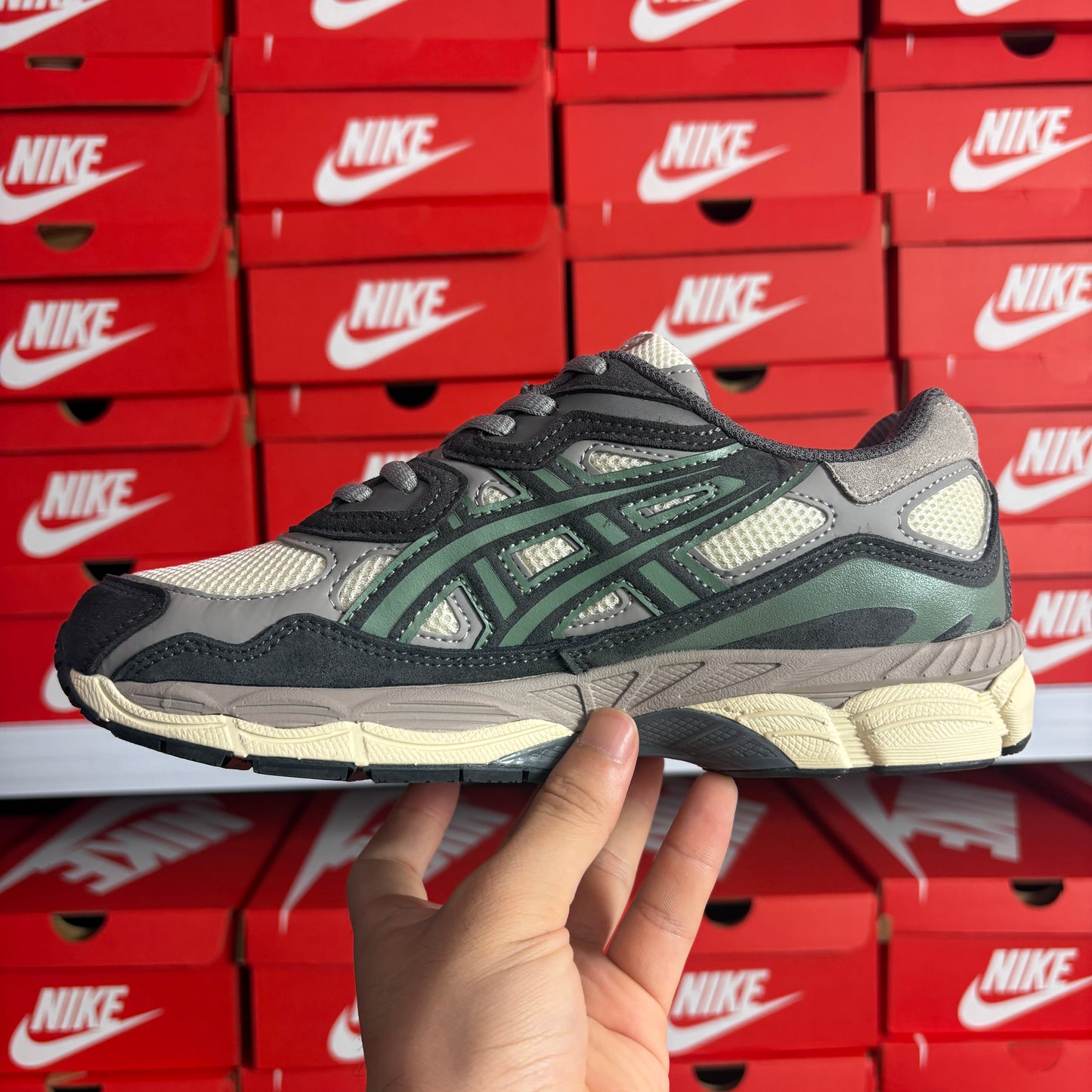 ASICS GEL-NYC Sneakers Uomo Donna Running Lifestyle