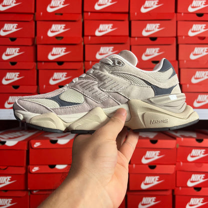 New Balance 9060 Uomo Donna Sneakers Lifestyle Scarpe Sportive
