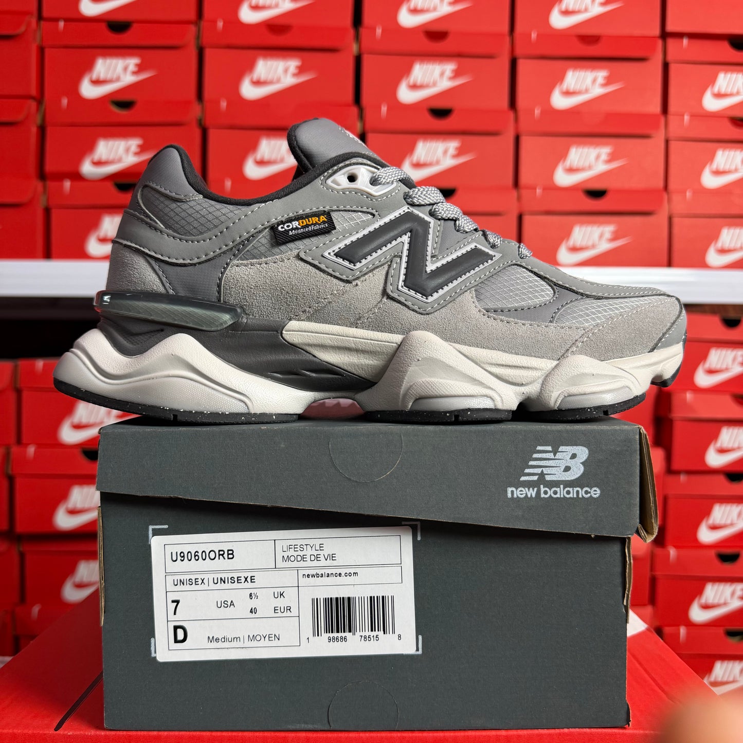 New Balance 9060 Uomo Donna Sneakers Lifestyle Scarpe Sportive