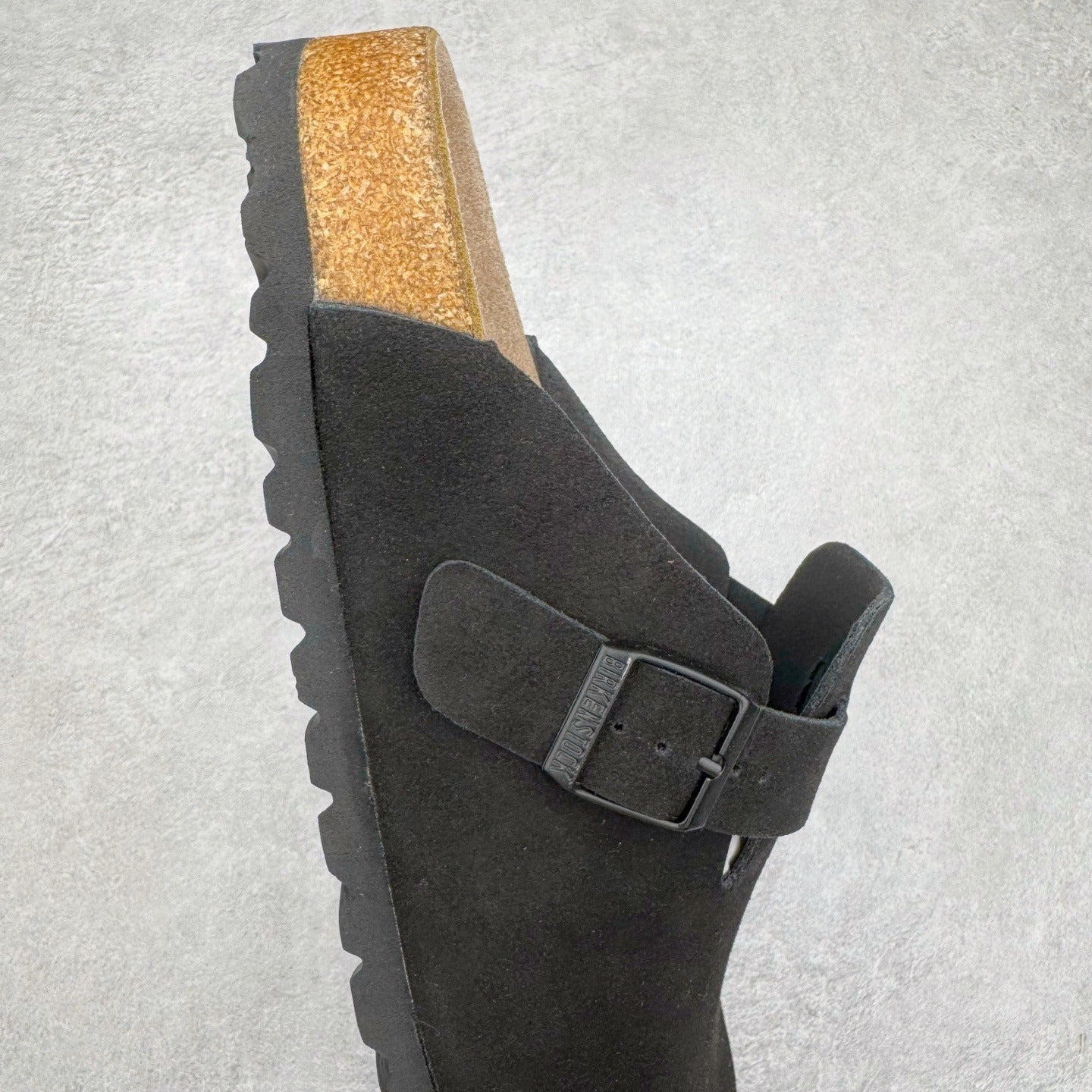 Birkenstock Boston con Plantare Morbido – Zoccoli Unisex Comfort in Pelle