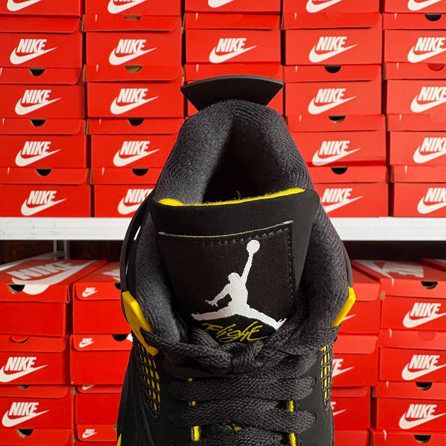 Nike Air Jordan 4 Retro Thunder Black Yellow Uomo Donna Sneakers Scarpe