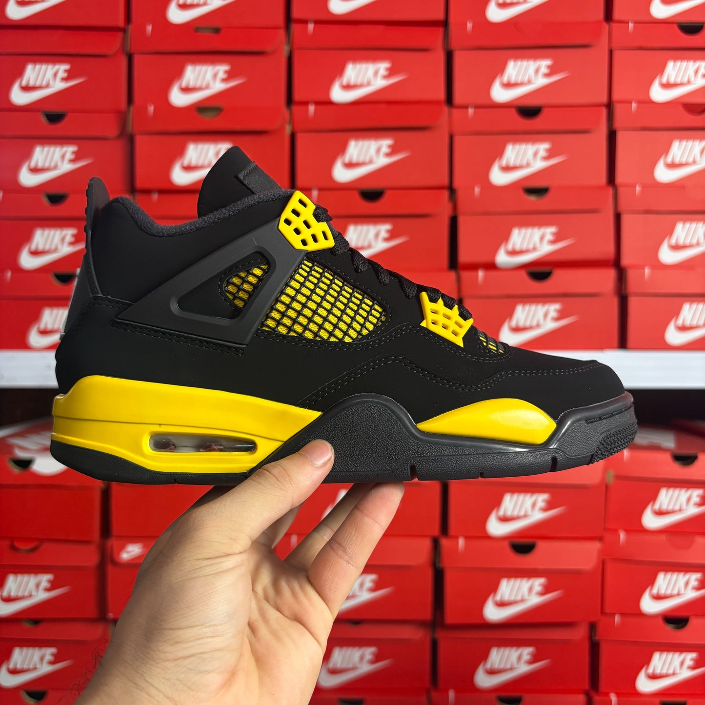 Nike Air Jordan 4 Retro Thunder Black Yellow Uomo Donna Sneakers Scarpe